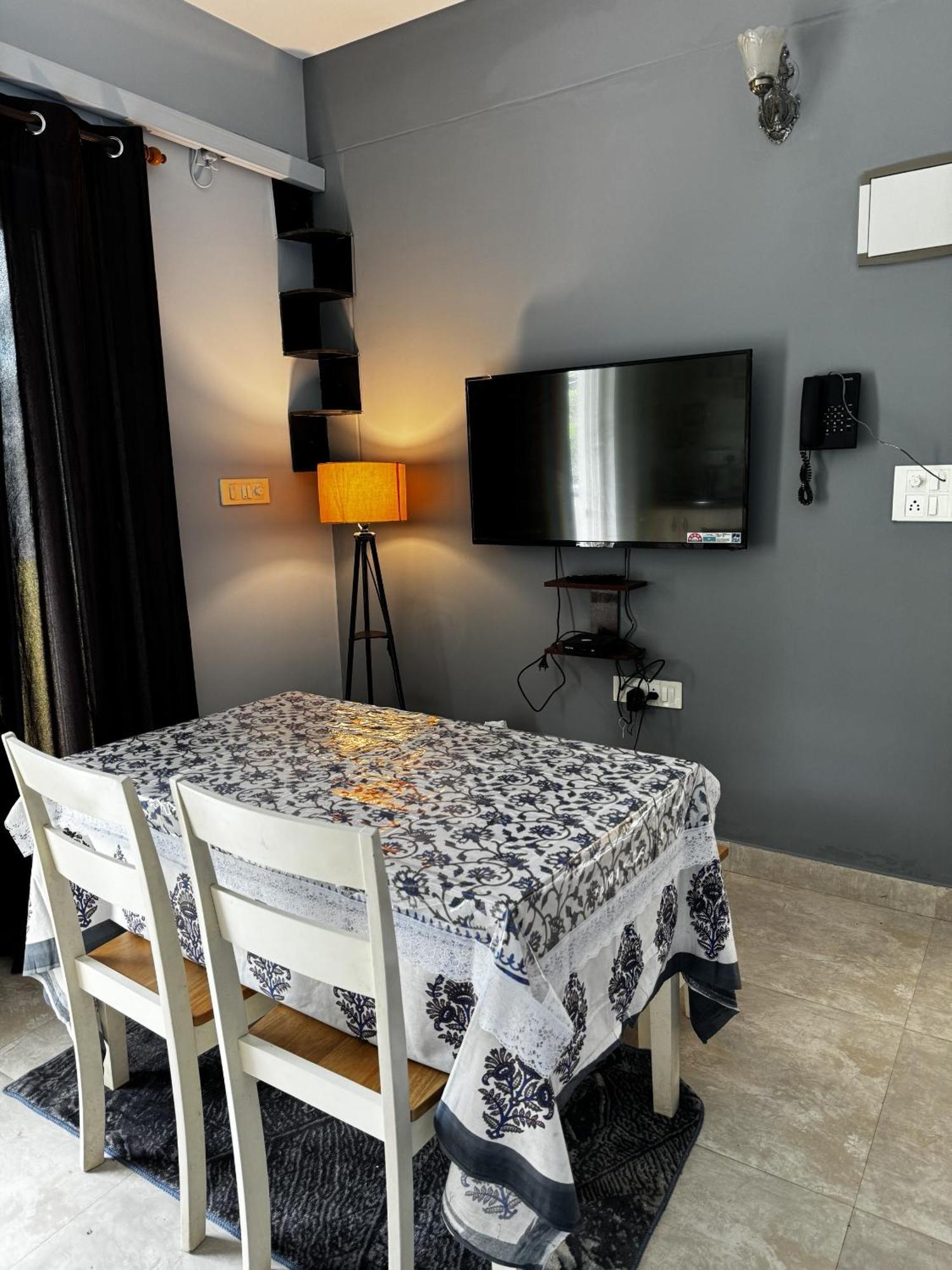 Sea Breeze 1 Bhk Apartment A12 Calangute,North Goa Nagoa Exterior photo